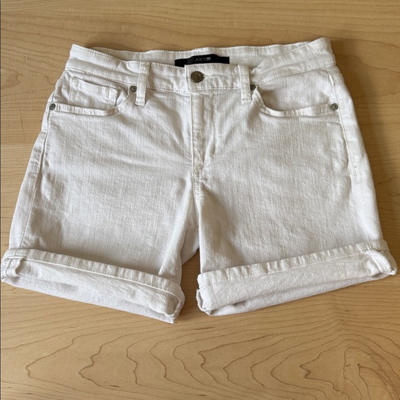 Joe's Jeans White Shorts- size 26 - Picture 2 of 10